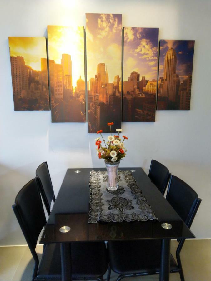 2 Bedroom Portovita Tower 12-A มะนิลา ภายนอก รูปภาพ